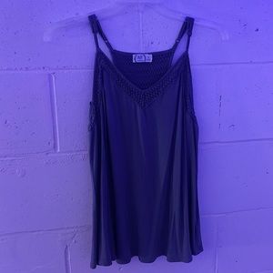 Vintage looking tank top, size medium